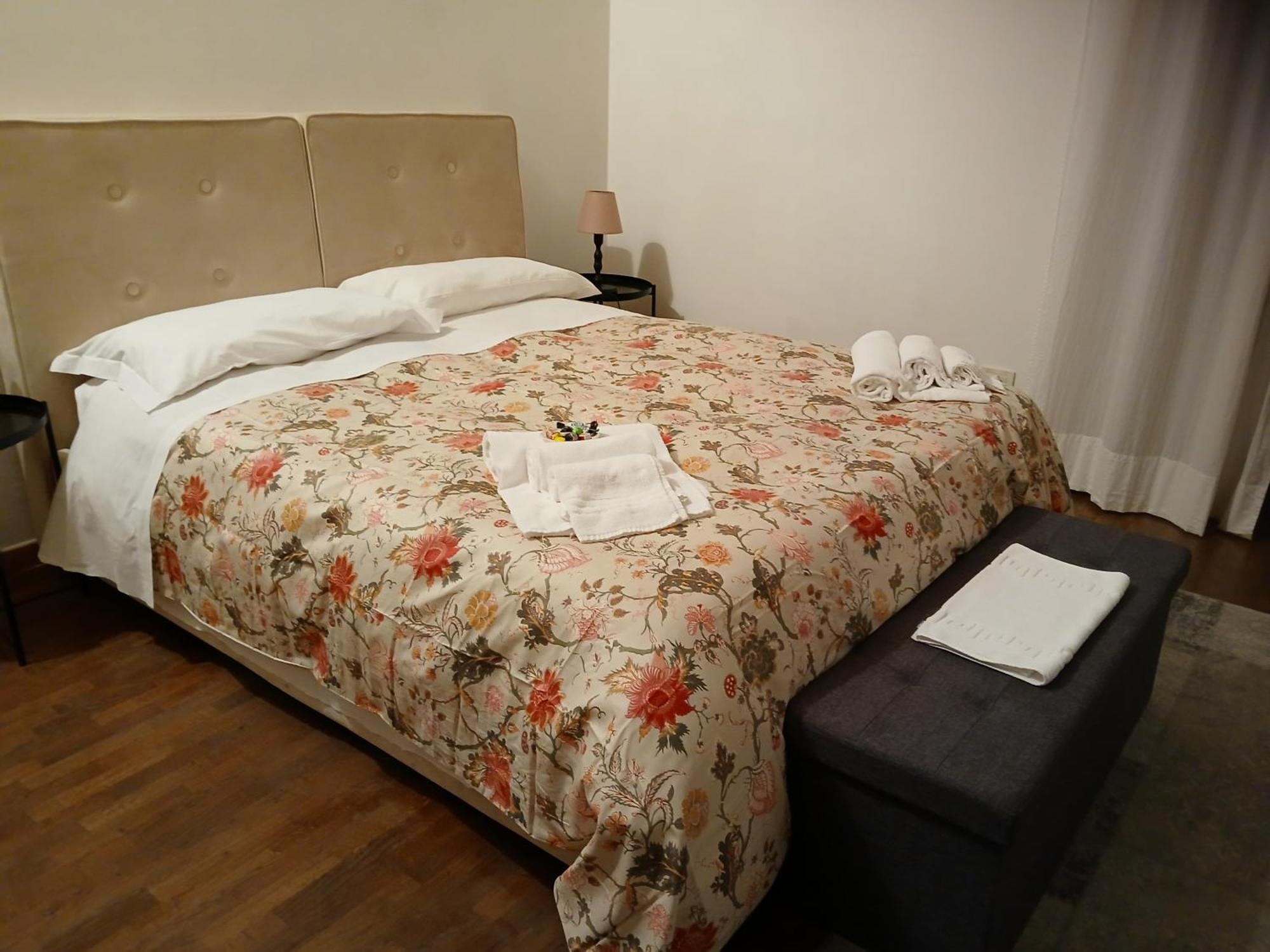 Bed and Breakfast Le 5 Vie Бергамо Экстерьер фото